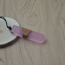 Load image into Gallery viewer, Wood Resin Necklace