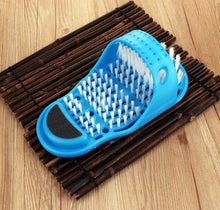 Load image into Gallery viewer, Shower Shoe Scrubber